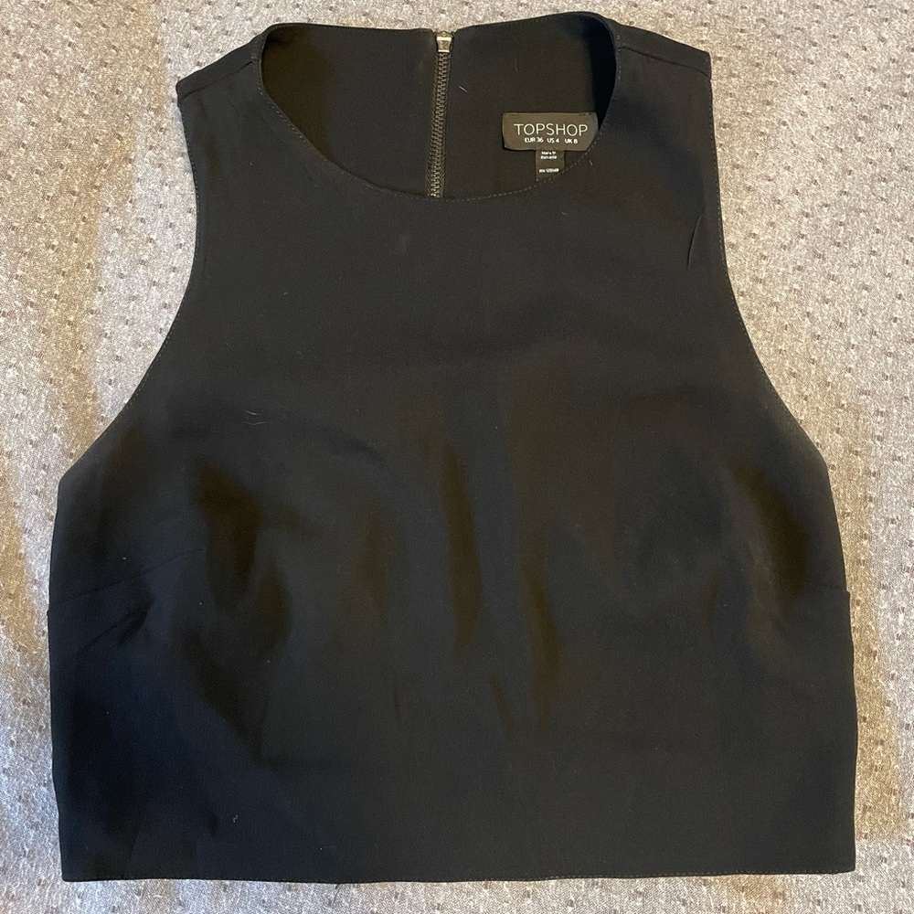 Topshop cut out Crop Top - Black - 4